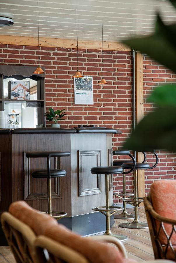Hotel Lynggaarden Хернинг Экстерьер фото
